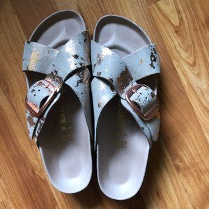 Birkenstock Siena big buckle vintage rose gold metallic sandal